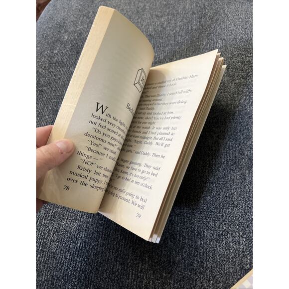 Lot of 2 Babysitters Little Sister #8 Karen's Haircut and #9 Karen’s Sleepover - Picture 12 of 12